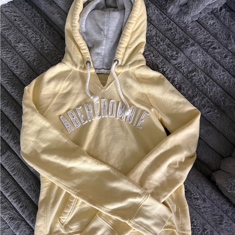 Abercrombie & Fitch Light Yellow Hoodie